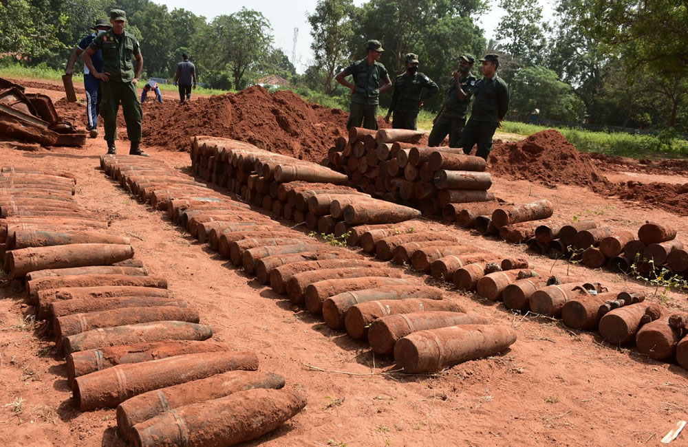 මුල්ලියාවේලියෙන් කාලතුවක්කු පතොරම් තොගයක් සොයා ගනී