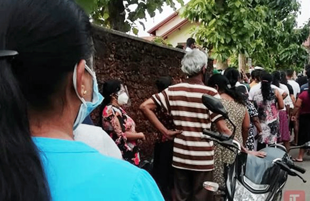 මොරටුවේ නගරාධිපති යළිත් තුණ්ඩු බෙදලා !