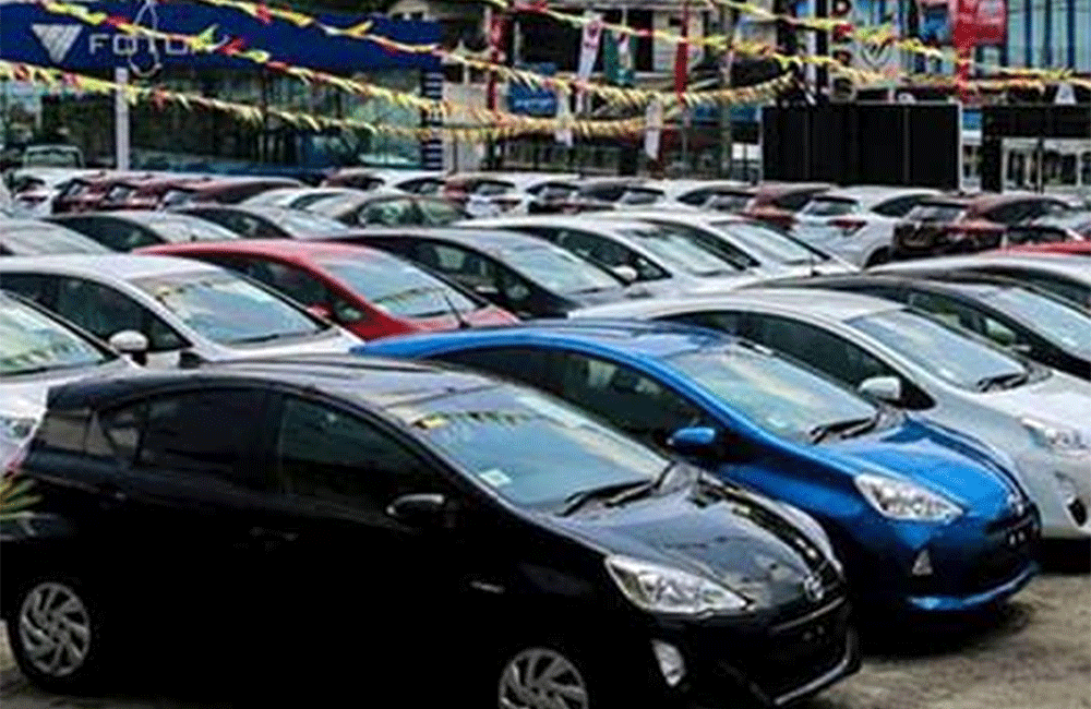 ආණ්ඩුව සැප වාහන ගෙන්වීම නැවැත්වීම සැකයි : LCවලට වෙනදේ ගැන නිහඬ ඇයි ? 