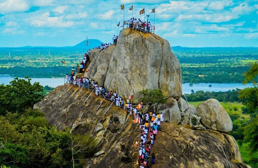 මෙවර පොසොන් උත්සවය රාජ්‍ය අනුග්‍රහය සහිතව
