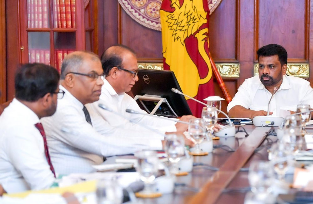 ව්‍යාපෘති සැලසුම් කළ කාලය තුළම අවසන් කරන්න – ජනපති