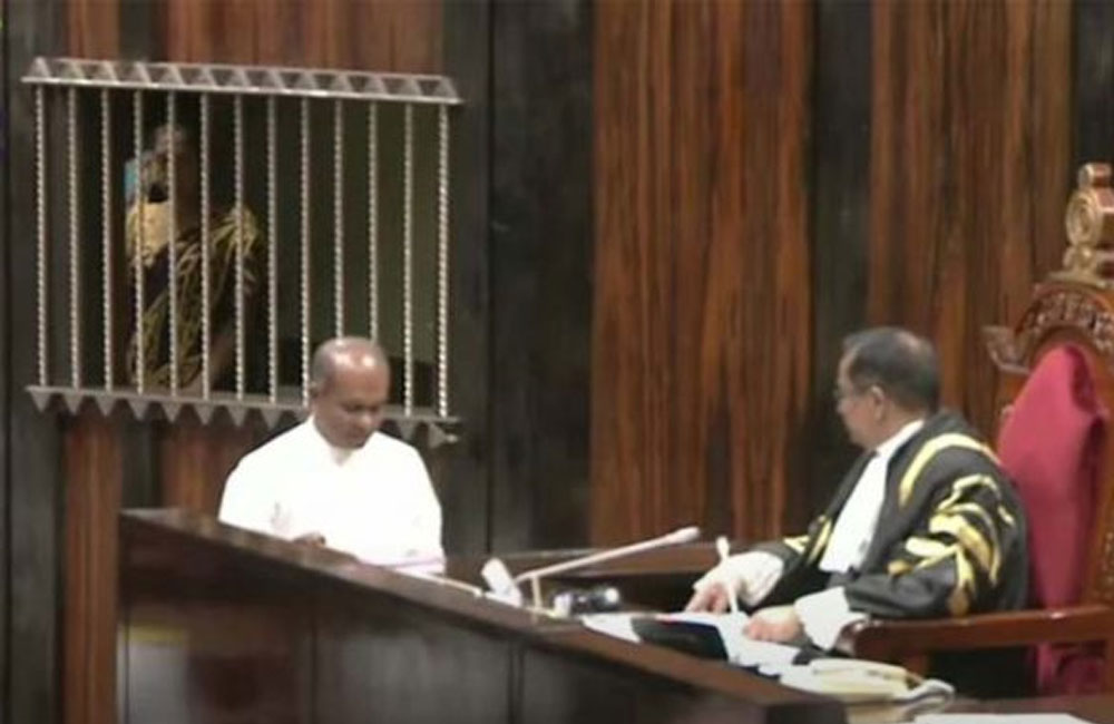 හිස් වූ මන්ත්‍රී ආසනයේ සමන්ත රණසිංහ දිවුරුම් දෙයි