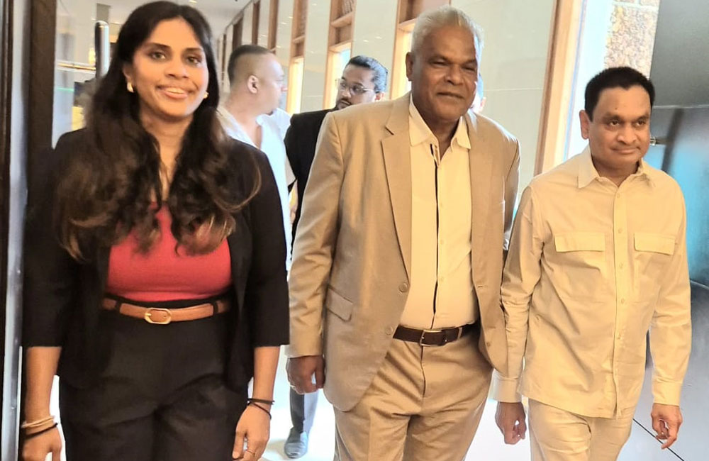 මෝටර් රථ නිර්මාණ අභියෝගතා තරගයේ ජයග්රාහකයන්ට සම්මාන
