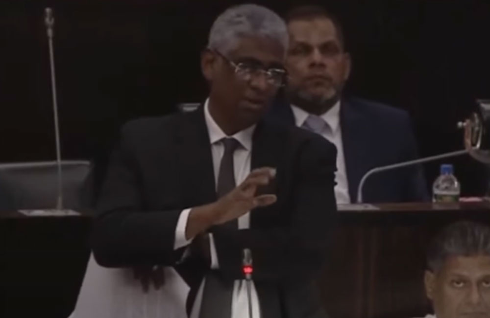 ක්‍රීඩාව තුළින් රටේ සහජීවනය ඇති කළ හැකියි - පා.ම. ෆයිසර් මුස්තාපා