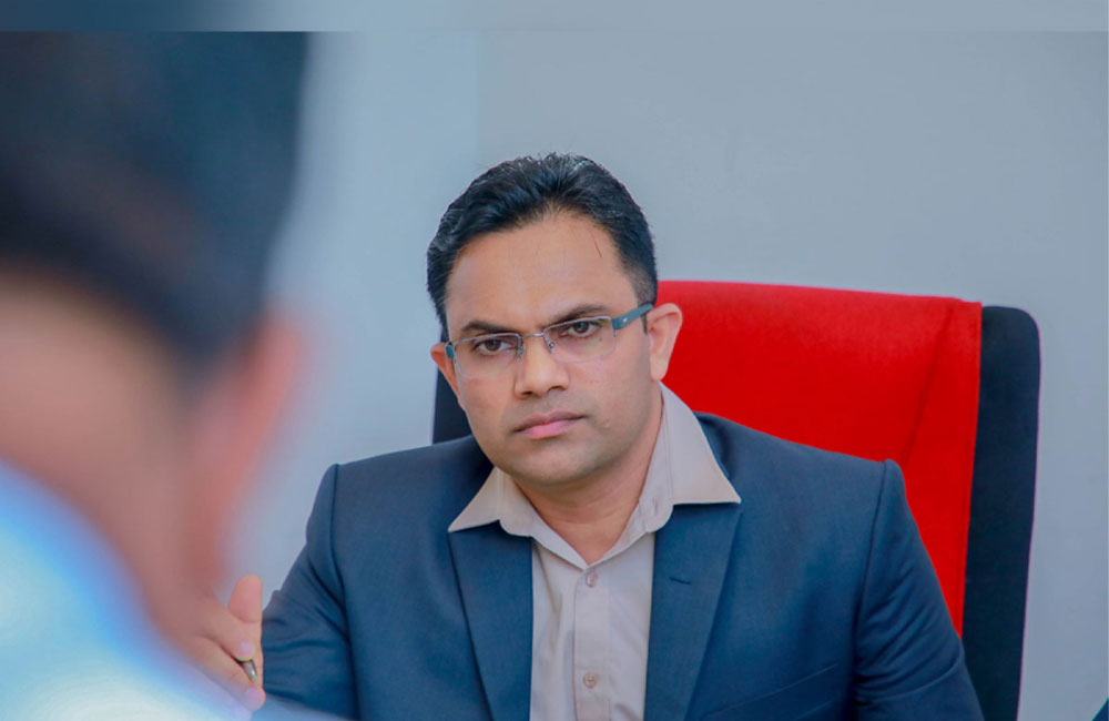 'ජාත්‍යන්තරයට ගැලපෙන තරුණයෙක් නිර්මාණය කිරීමට IT සහ ඉංග්‍රීසි වැදගත්' - තරුණ කටයුතු නියෝජ්‍ය ඇමති කියයි