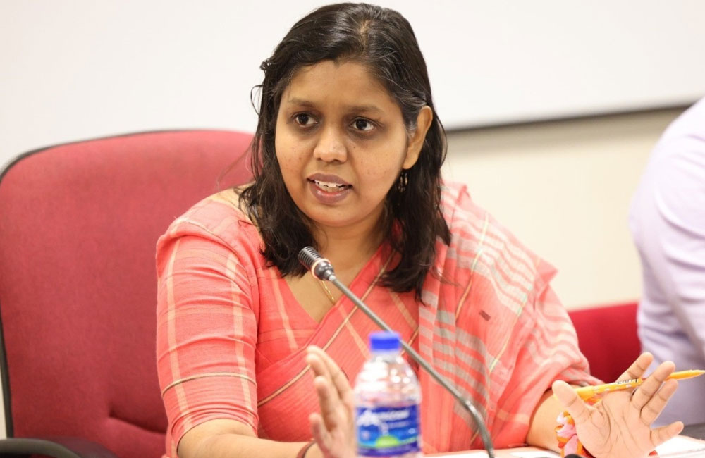 මන්ත්‍රී ලක්මාලි අවදානම් කලාපයේ