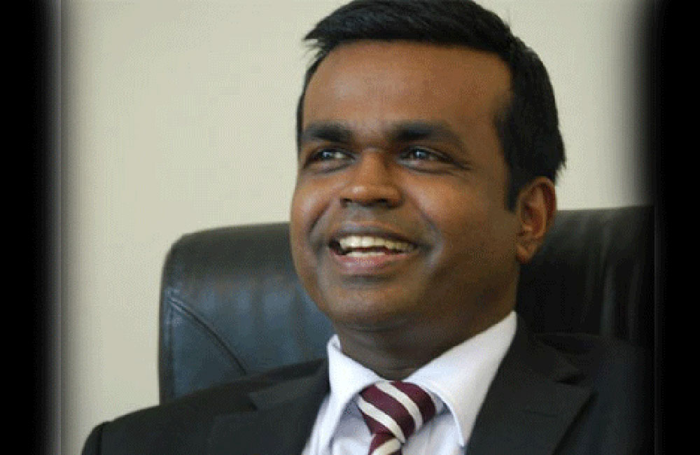 මහින්ද කියන්නේ පික් පොකට් කාරයෙක්  වුණා - කරූ පරණවිතාන 