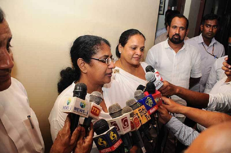 කළු මාධ්‍යට සුදු වෙන්න කාලය ඇවිල්ලා - තලතා